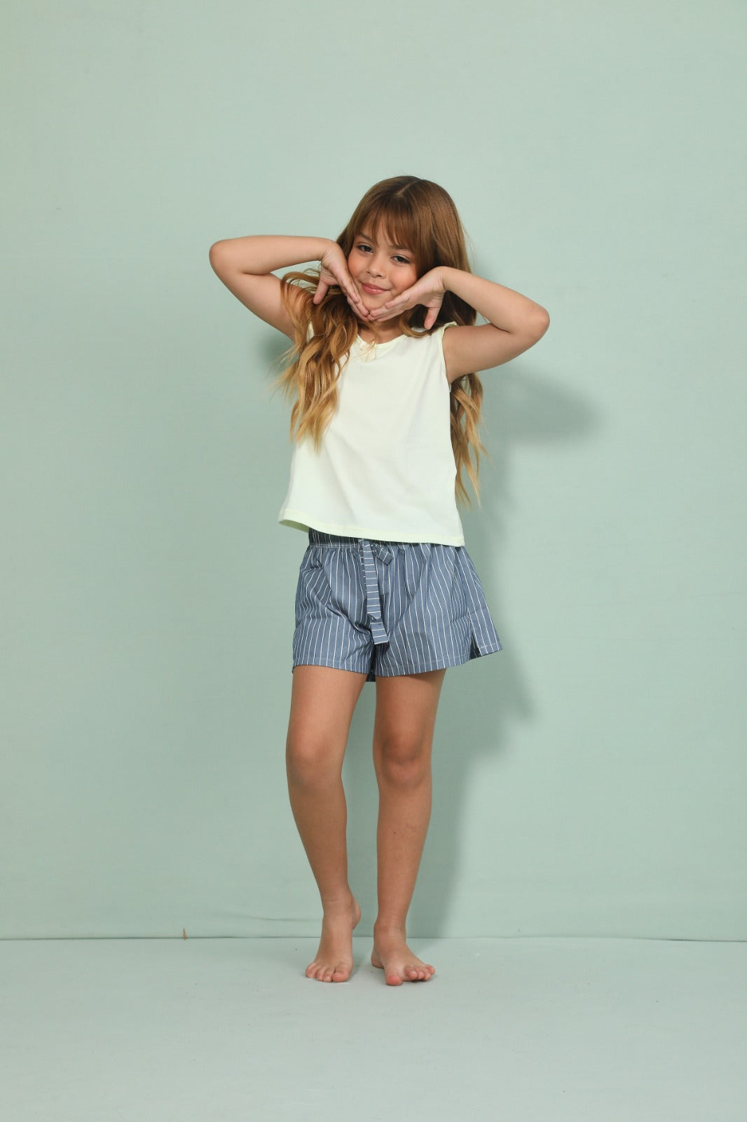TGIP10076 SET SHORT RAYAS NIÑA AMARILO CLARO