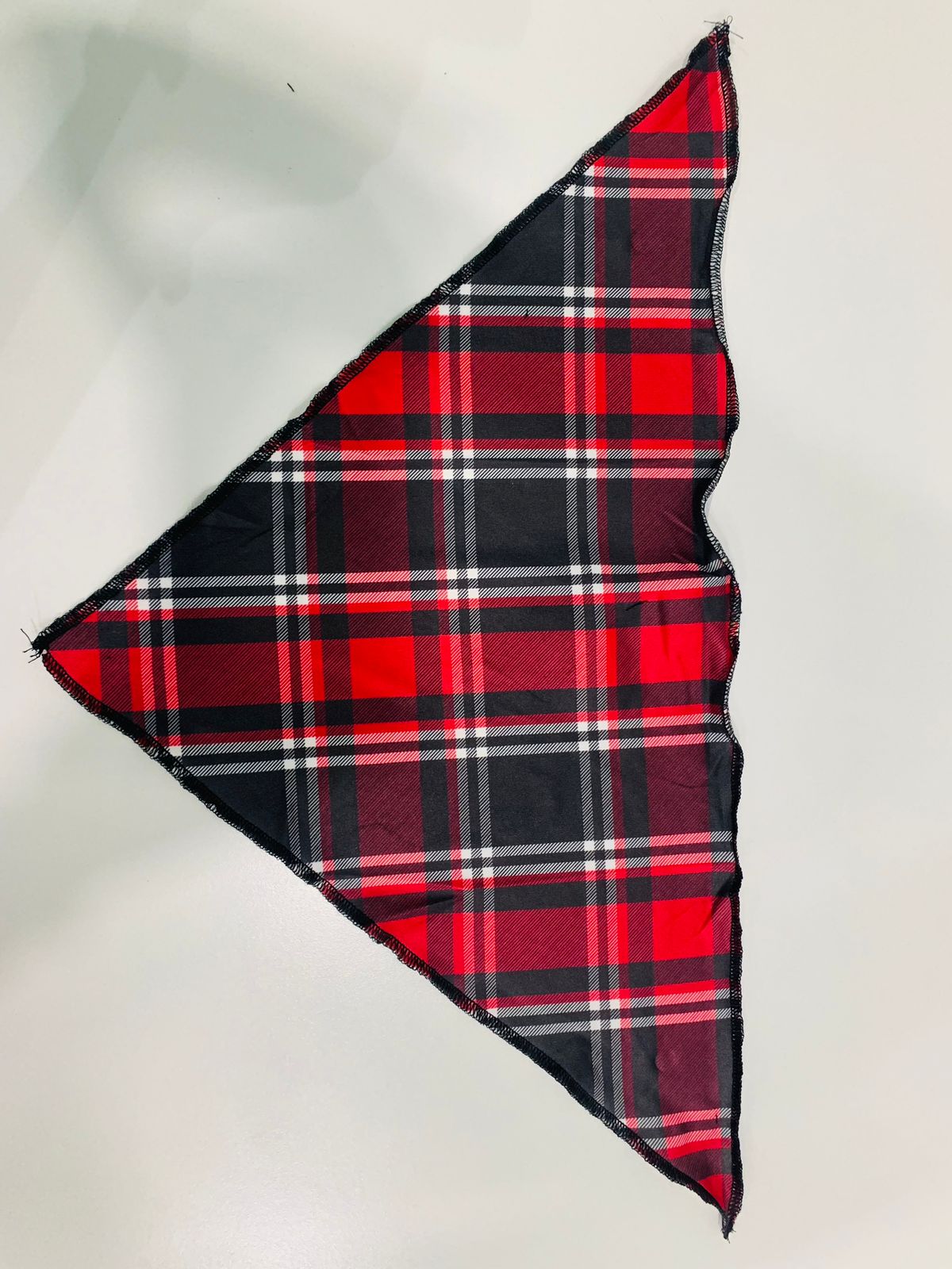 12131 PAÑUELO NAVIDEÑO CUADRICULADO ROJO - PARA BEBE O MASCOTA