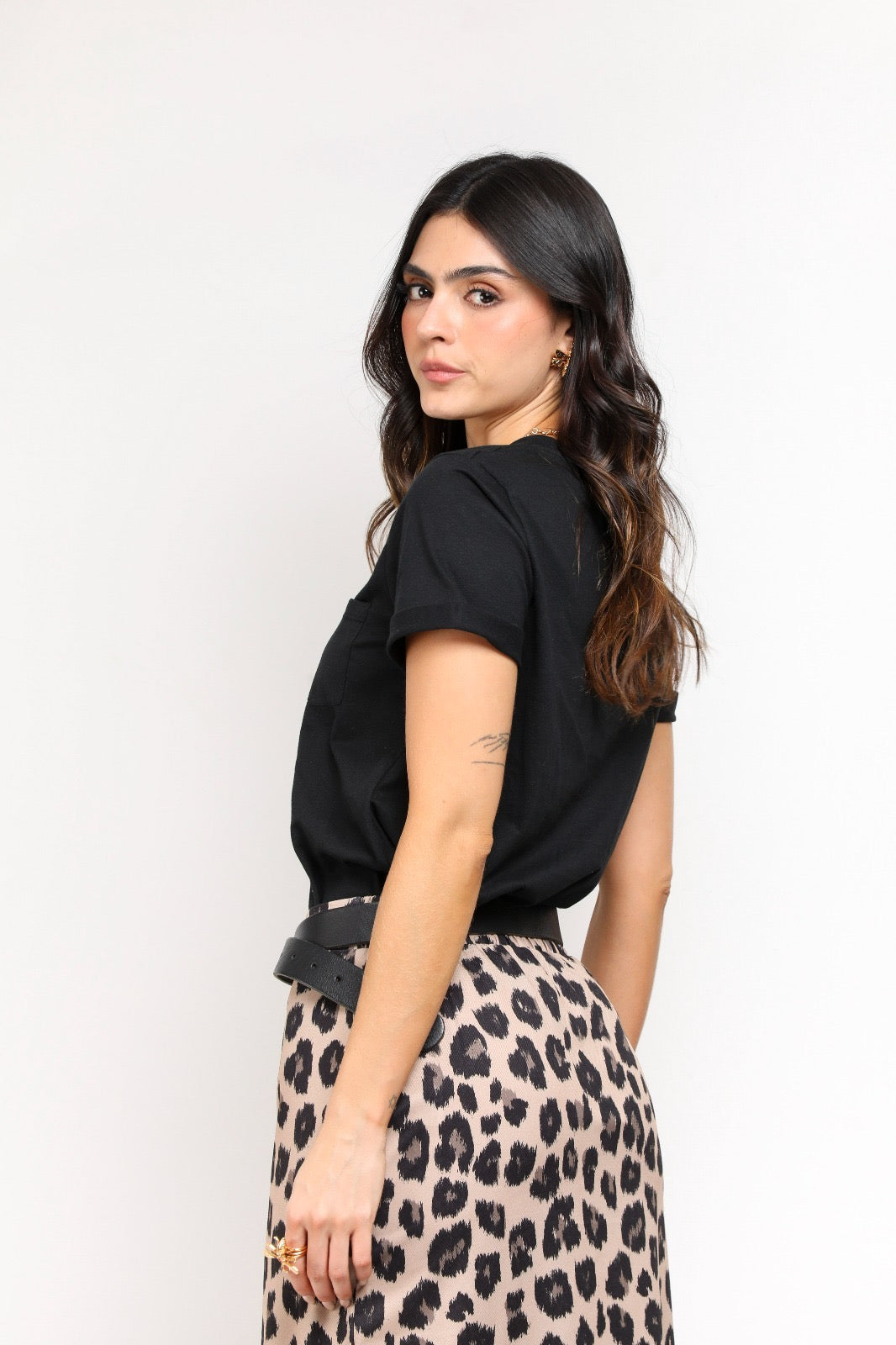 TWRC20019 CAMISETA MANGA CORTA NEGRA