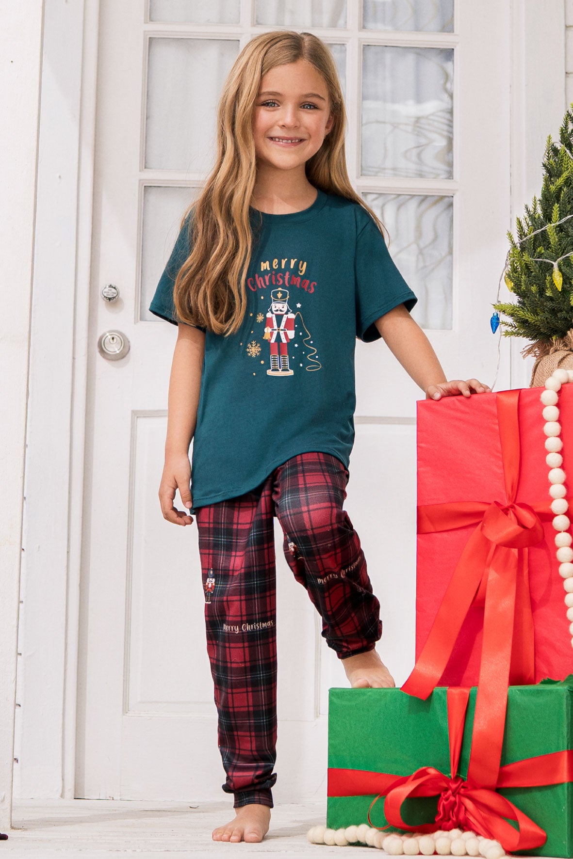 23072 PIJAMA NAVIDEÑA CUADRICULADA NIÑO 2025 VERDE AZUL