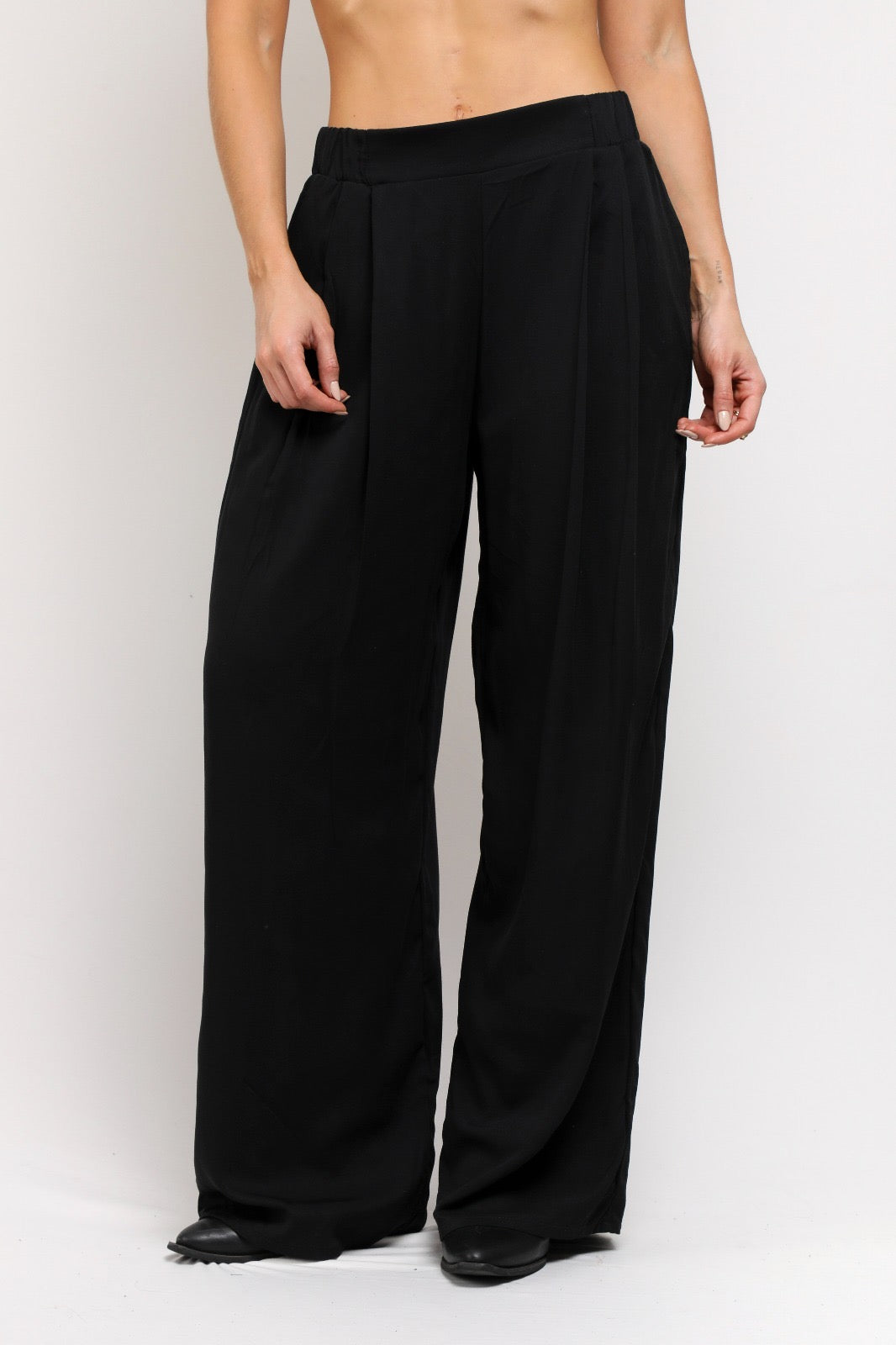 TWRC50017 PANTALÓN NEGRO